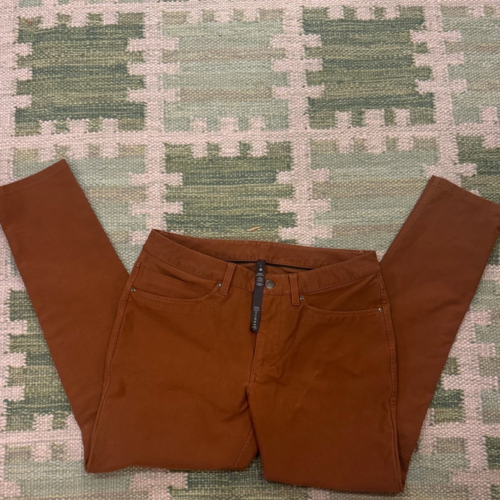 Lululemon Men’s chino work pants
